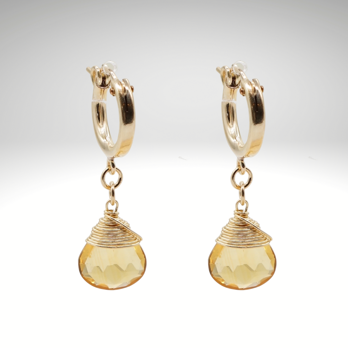 Citrine helps foster self-esteem, promotes prosperity and abundance, enhances creativity, transforms negative energy to positive, encourages generosity, protects against self-destructive tendencies.